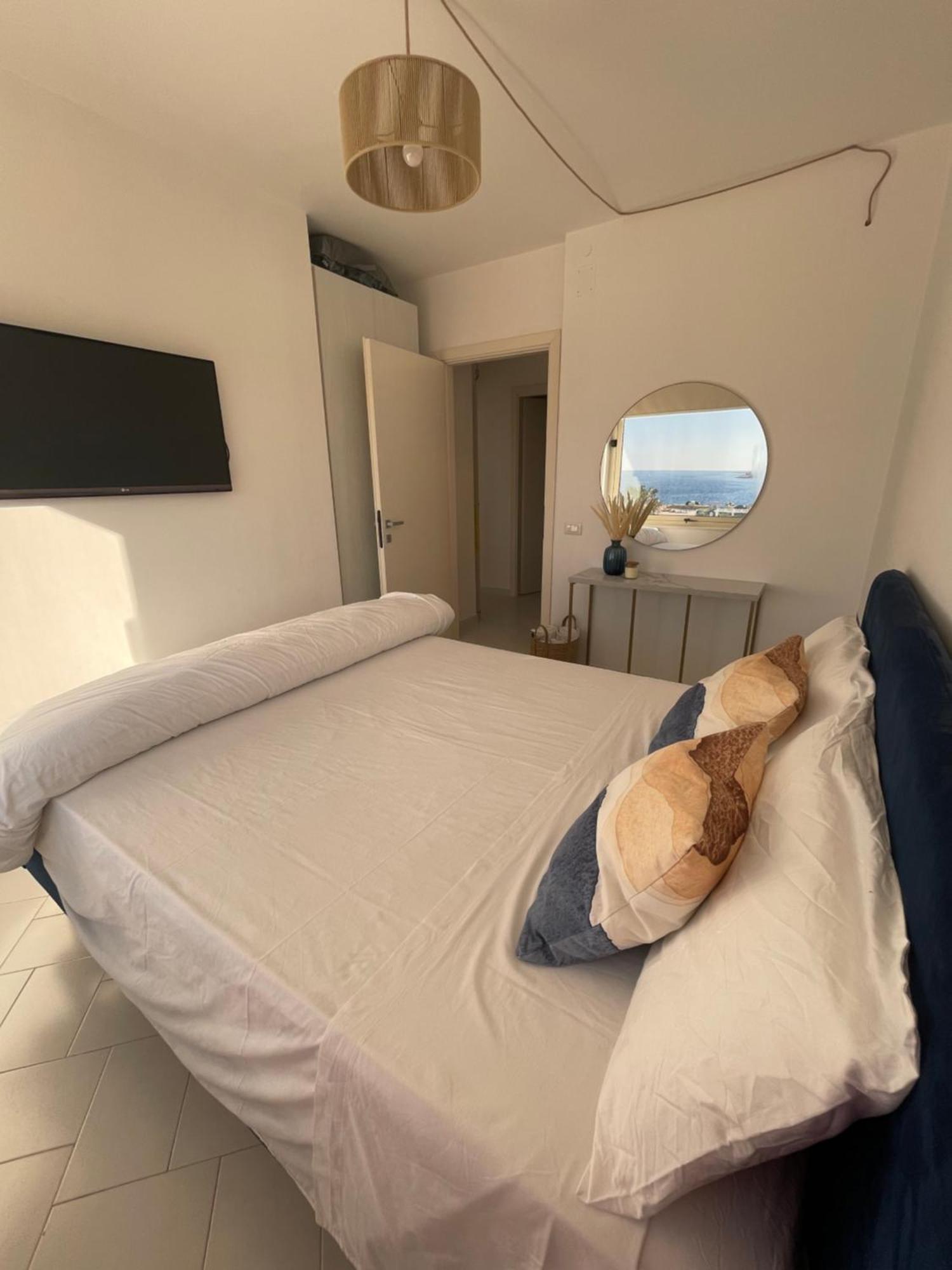 Puglia Dreaming Seaview Apartment Полиньяно-а-Маре Экстерьер фото